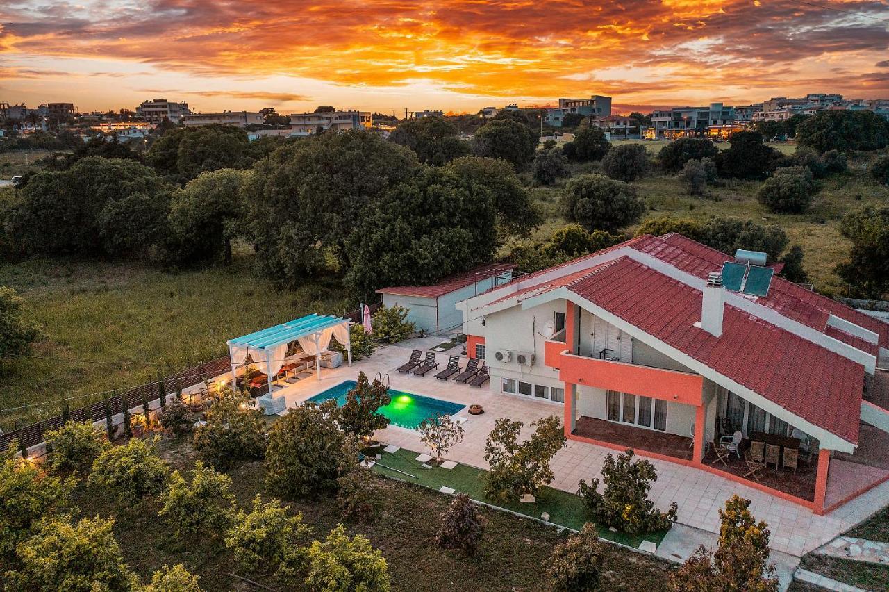 Artzy Villa Rhodes City Exterior photo